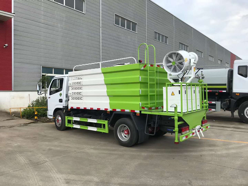 國(guó)六東風(fēng)小多利卡5方藍(lán)牌多功能抑塵車