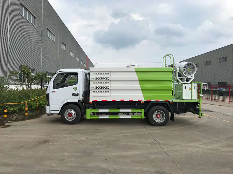 國(guó)六東風(fēng)小多利卡5方藍(lán)牌多功能抑塵車